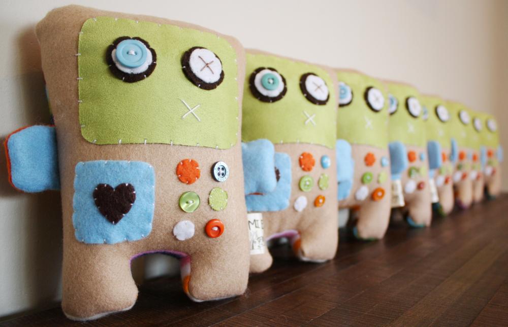 Boo!beloobie Remmington The Robot In Blue, Green, White, Orange And Cream With Button Detail